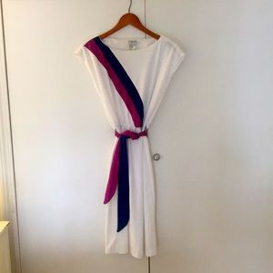 Vintage 80s dress / white / magenta+blue detail